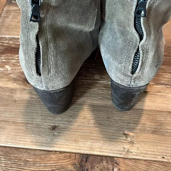 Rag & Bone Newbury Distressed Olive Green Suede Ankle Boot - Picture 4 of 8